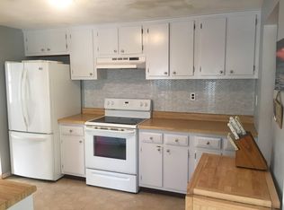13 Lakeside Ave, Hudson, MA 01749