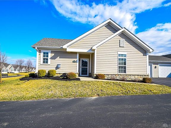 2nd image of 4716 Cobblestone Dr