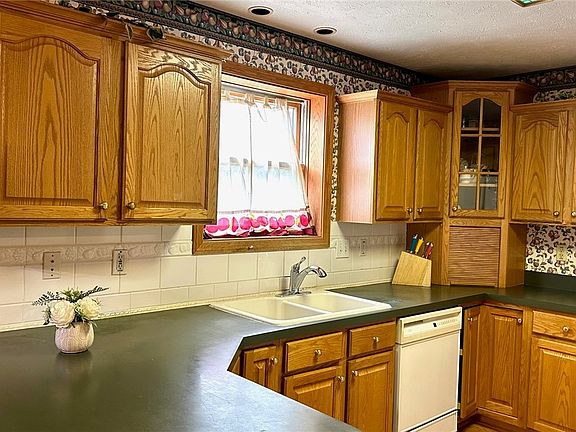 3rd image of 1464 Timbertop Dr