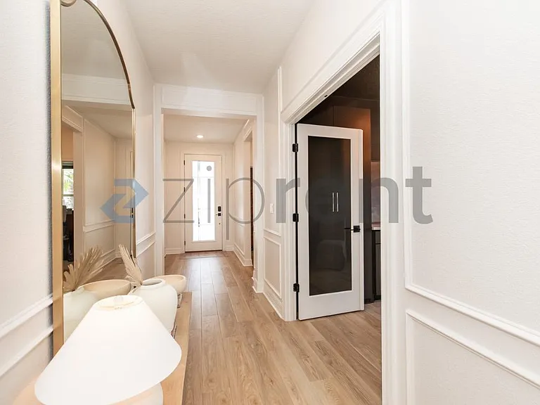 12452 Royal Red Way — Photo 5