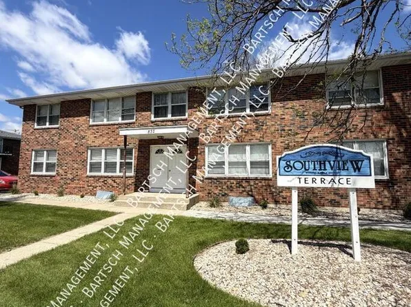 832 Kellogg Ave, Janesville, WI