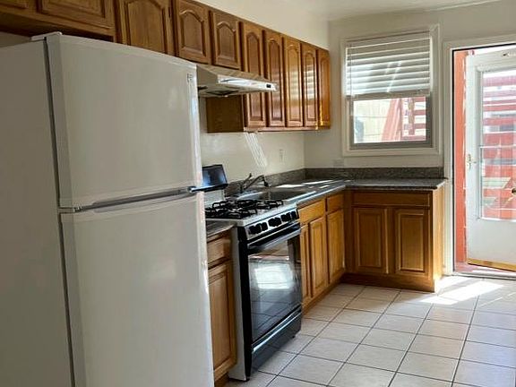 4th image of 609 Taraval St #609
