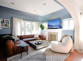 1123 N Poinsettia Pl, West Hollywood, CA 90046