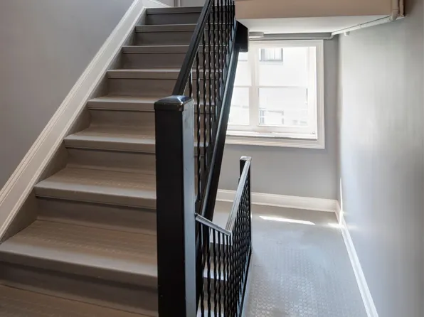 Villa Malta: On-Site Washer & Dryer, Water Included, Cat Friendly, and Walk-In Closets