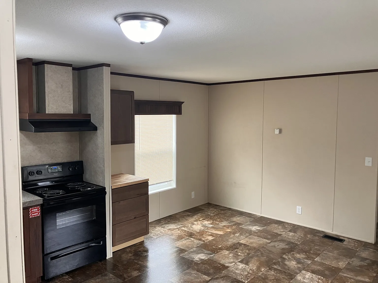 2115 Hwy 2 E. - Cottonwood Homes - Unit 21 — Photo 4