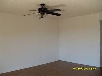 4th image of 3319 W Harmont Dr Unit 4