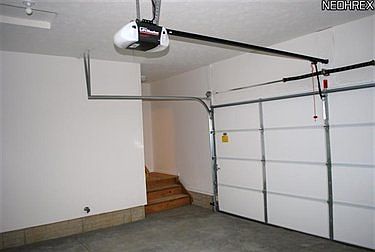 5th image of 14795 Elm Dr