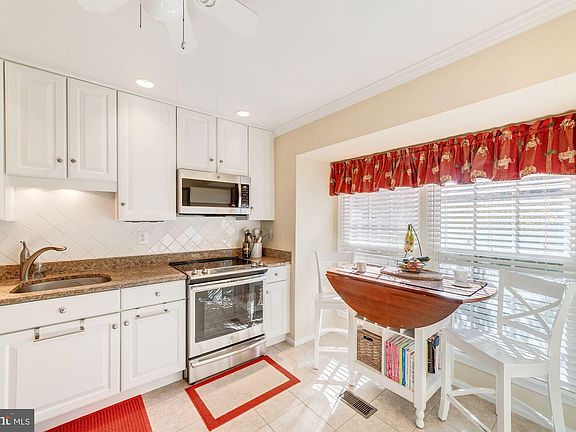 5th image of 2518 S Arlington Mill Dr #4