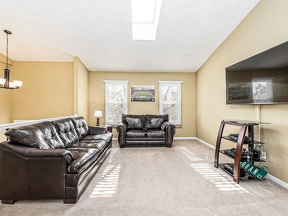 2nd image of 3712 Seattle Slew Dr