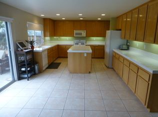 21226 Lone Star Way, Saugus, CA 91390