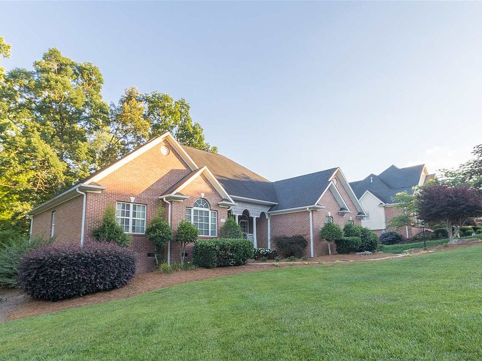 1st image of 123 N Woodfin Ridge Dr