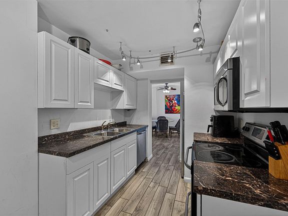 3rd image of 4400 Hillcrest Drive #704
