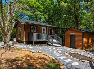 3742 Old Thomas Cross Rd, Sevierville, TN 37876