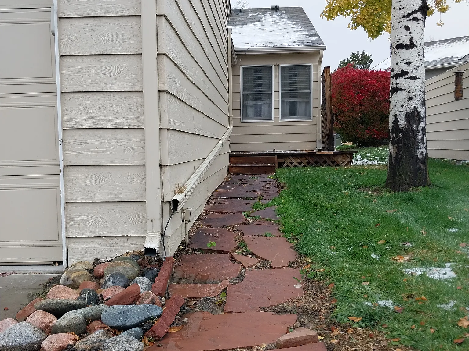 2 bed, 1260 sqft, $2,300 — Photo 2