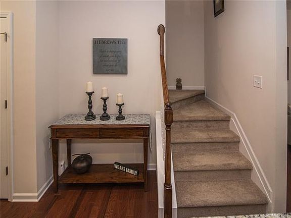 4th image of 3313 Yarmouth Ln