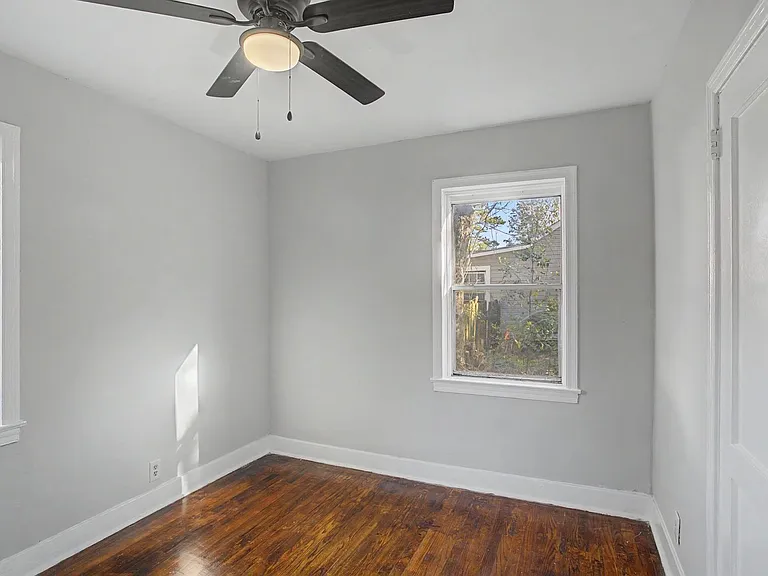 155 Short St — Photo 17