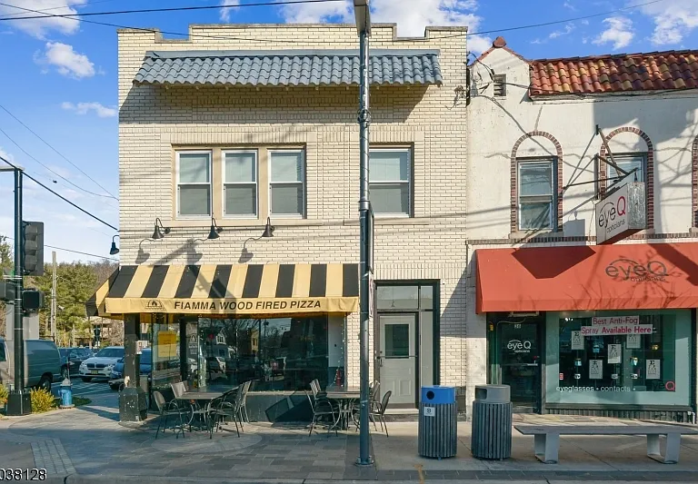 34 Main St #B — Photo 1