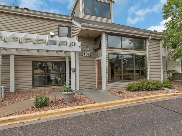 1372 Carling Dr APT 306, Saint Paul, MN 55108