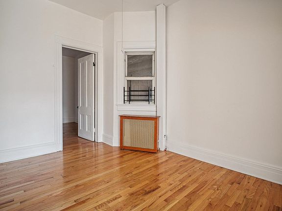 5th image of 83A Palisade Ave APT 2