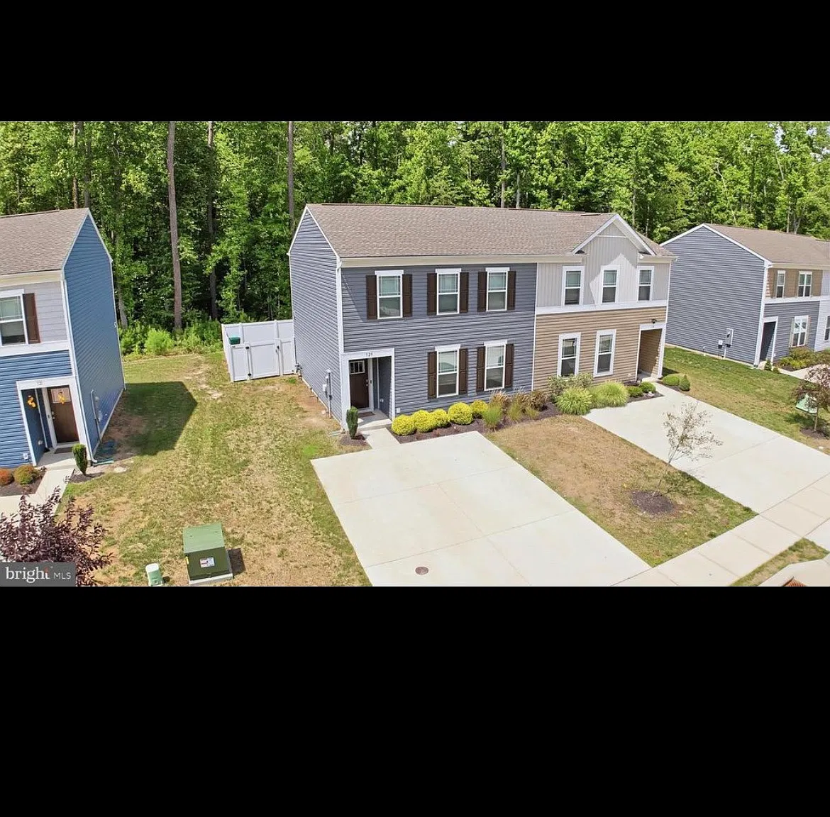 329 Currant Cir — Photo 2