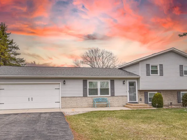 444 Simco Dr, Coldwater, MI 49036