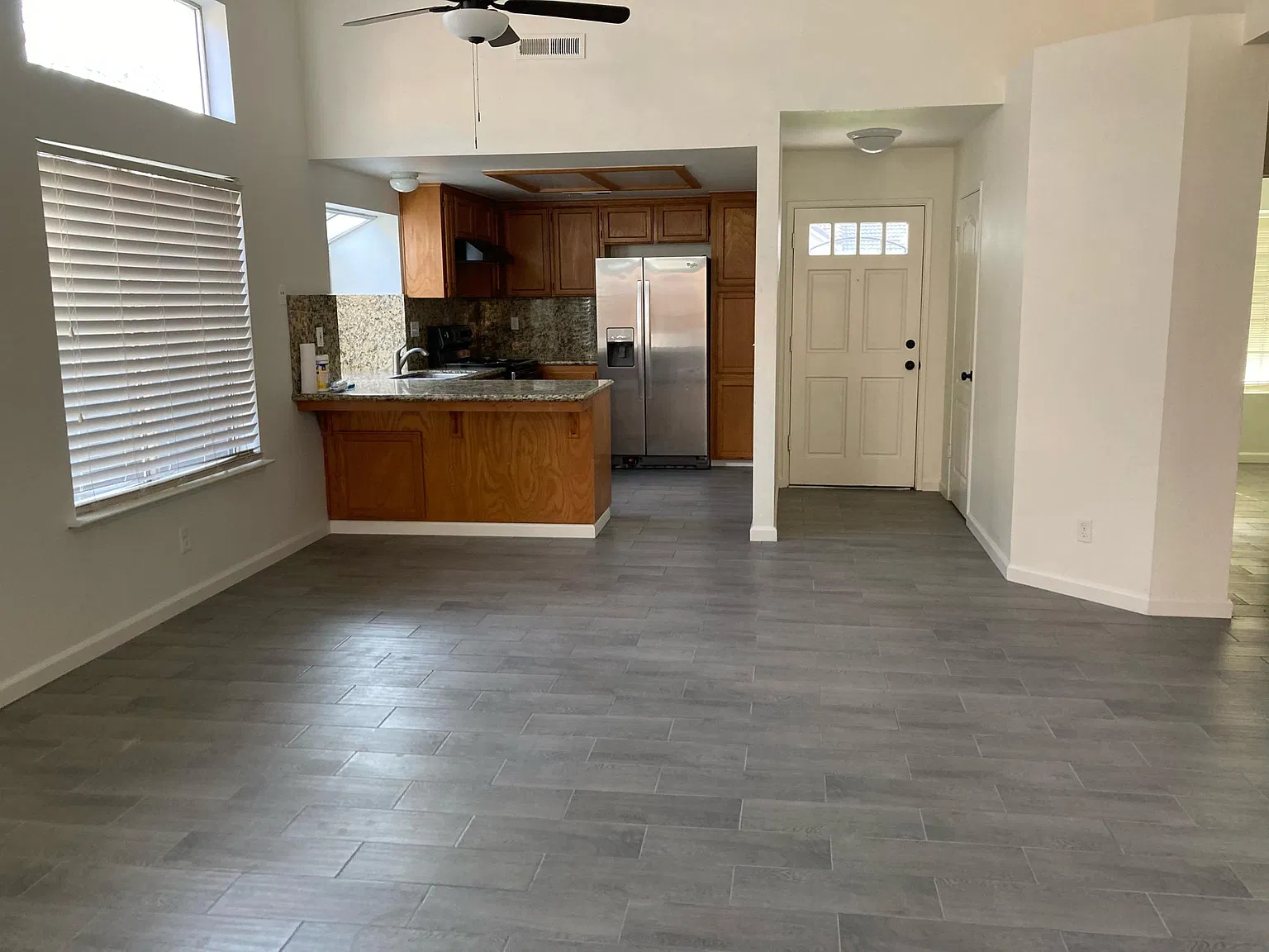 2 bed, 1.5 bath, 1245 sqft, $2,300 — Photo 4