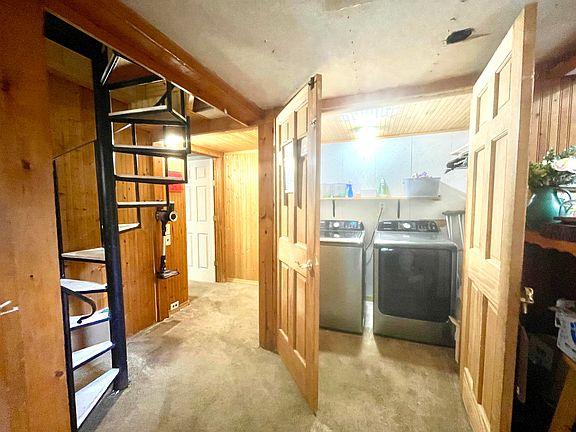 5th image of 2513 E Ganson St