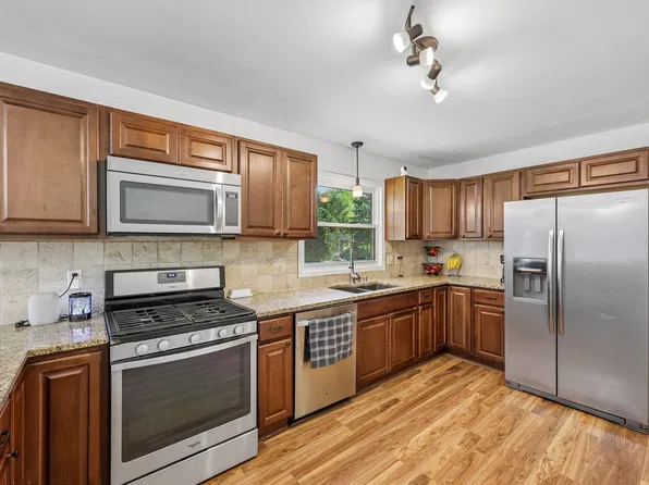 715 Collins Rd, Jefferson, WI 53549