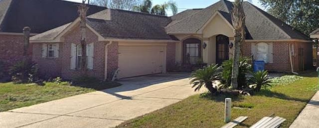 2nd image of 306 Madewood Dr
