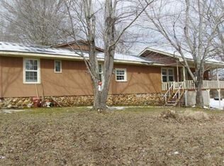 470 Douglas Ln, Camden, TN 38320