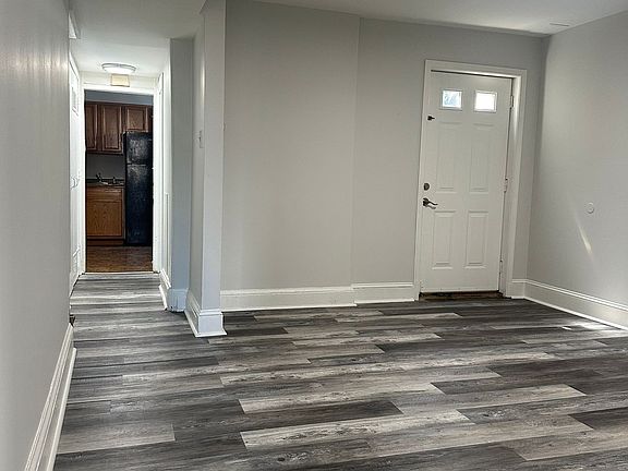 4th image of 808 W 8th St APT 2