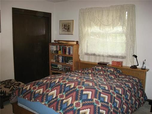 5th image of 5104 Edgehill Dr