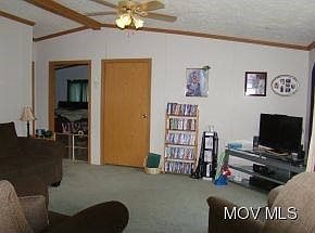 2nd image of 2501 Bellview St