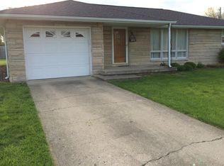 2662 Wildwood Ln, Columbus, IN 47201
