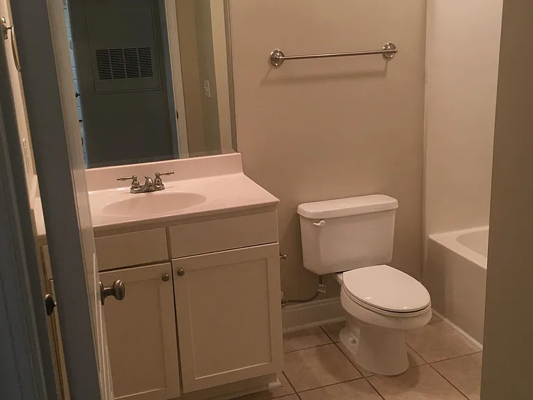 1019 Basildon Rd — Photo 15