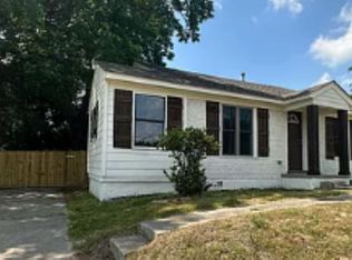 79 E Shelby Dr, Memphis, TN 38109