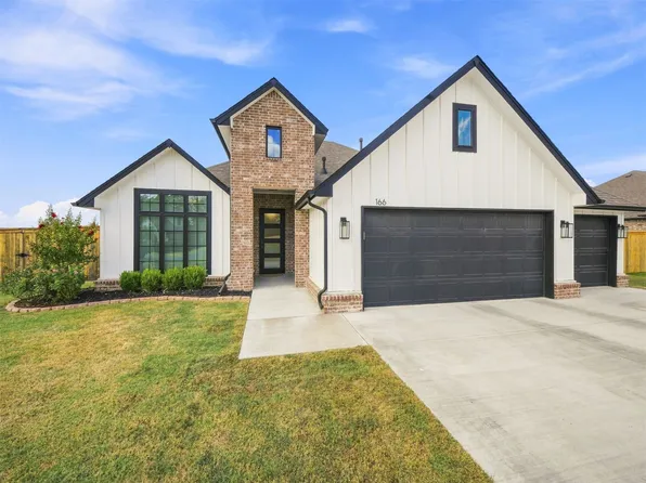 166 N Phillips St, Skiatook, OK 74070