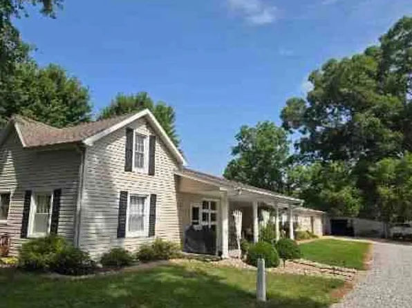 1723 State Route 161, Centralia, IL 62801
