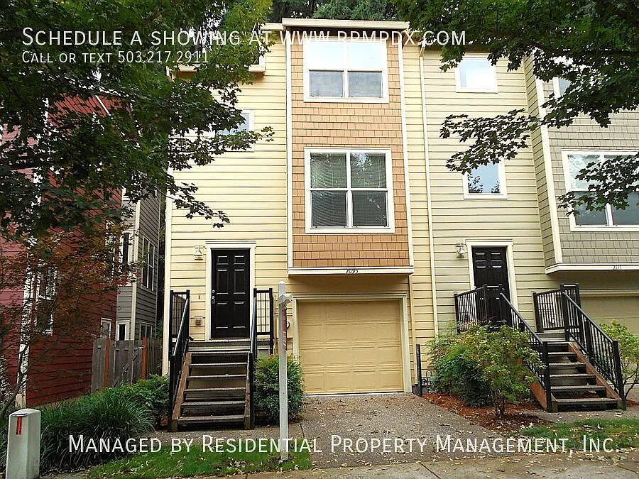 Conveniently Located Amberglen Townhome in the heart of Tanasbourne! — Photo 2