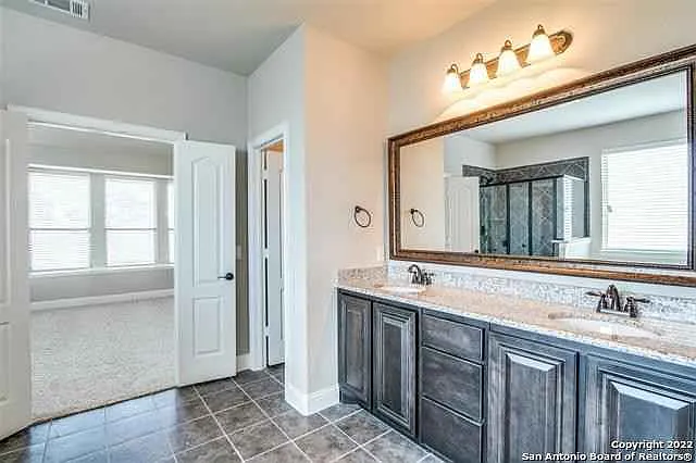 4613 Sephora Dr — Photo 16