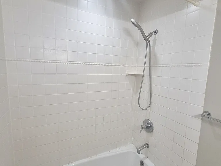 2404 Barracks Ct #1 — Photo 12
