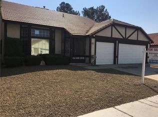 1013 Shifting Sands Dr, Las Vegas, NV 89108