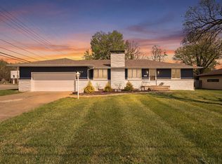 1804 S Prairie Lane, Springfield, MO 65804
