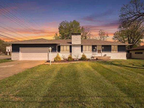 1804 S Prairie Lane, Springfield, MO 65804