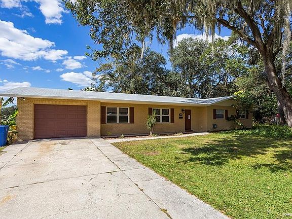 4th image of 2207 Parkview Dr
