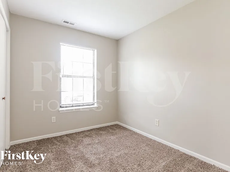 5613 Simmul Ln — Photo 11