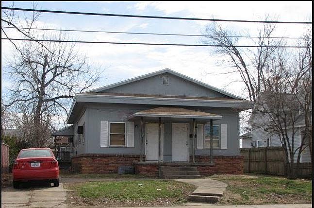 2nd image of 916 South Ave