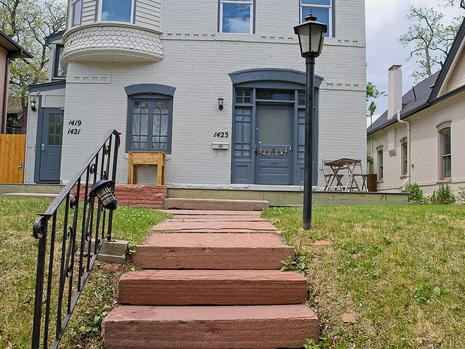 1421 N Fillmore St