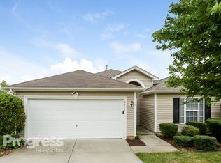 8411 Angwin Pl, Charlotte, NC 28262