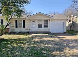 1104 Bishop Rd, Burkburnett, TX 76354